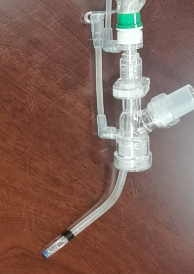 với CE được phê duyệt Luer Lock loại y tế khép ống hút khép 14Fr 1