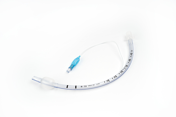 Giá tốt. Phương tiện tiêu thụ y tế dùng một lần PVC ống nội quản bị còng tay hoặc không còng tay với đầu nối 15mm trực tuyến